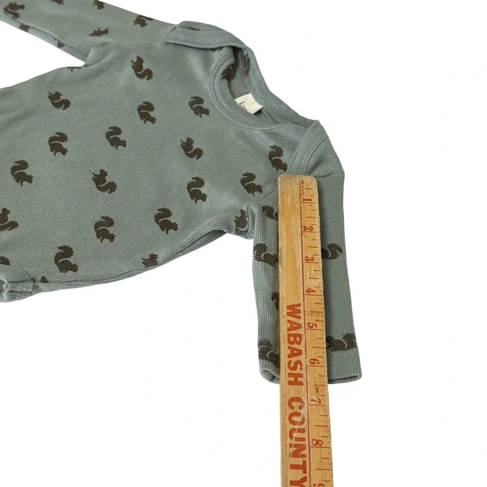 Kate Quinn Baby Squirrel Print Ribbed Organic Cotton Bodysuit Blue 0-3M Long Slv